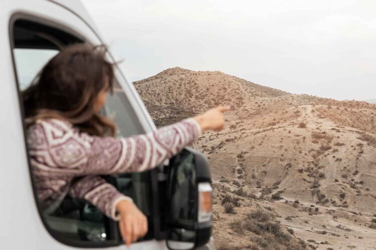 Uzun Yolda Arıza Yaşadığında Doğru Adımlar