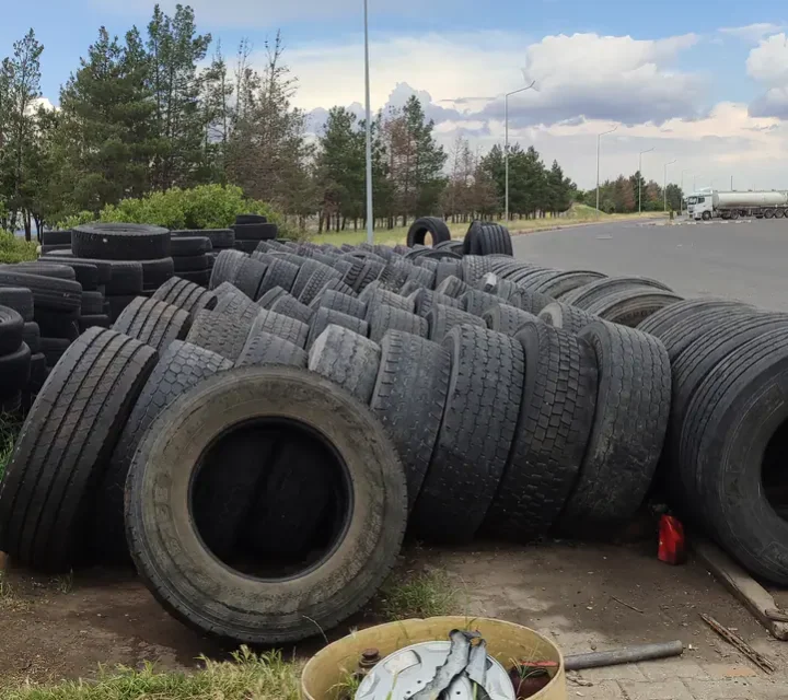 Eğilmez oto lastik Birecik, Şanlıurfa yol yardımı  7/24 fotoğrafı