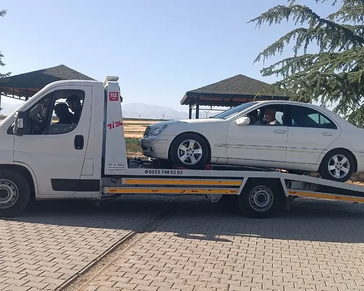 Adıyaman Oto Kurtarıcı Çekici 7/24 Ady Yol Yardım Hizmetleri fotoğrafı